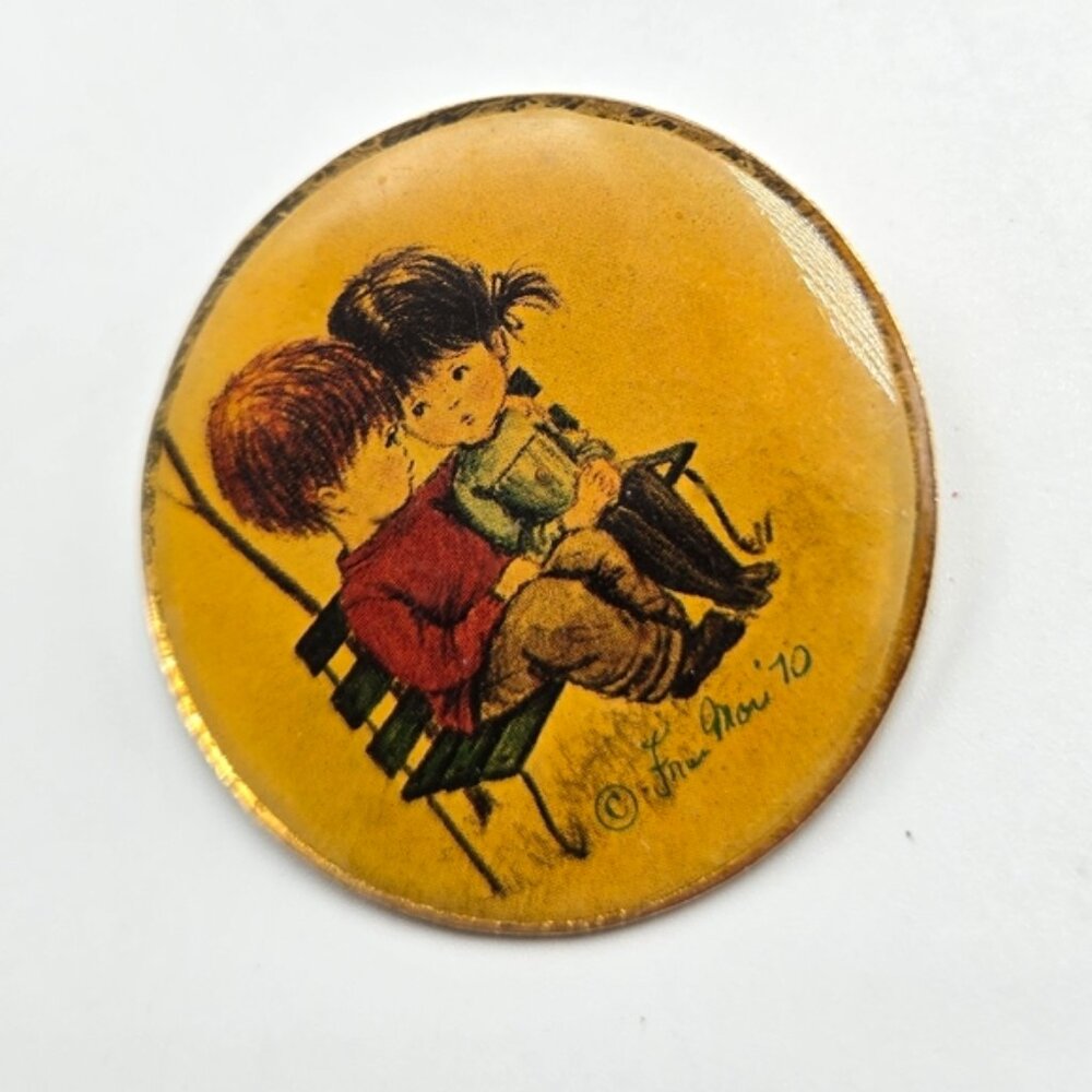 1970 Fran Mar Moppets Lapel Pin Friendship Children Pinback Button Brooch VTG